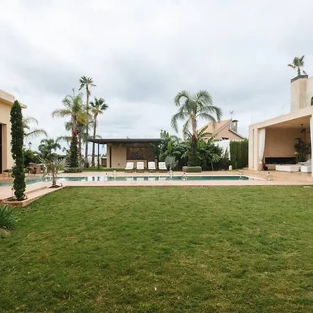 Country Chic Villa Bollullos de la Mitación